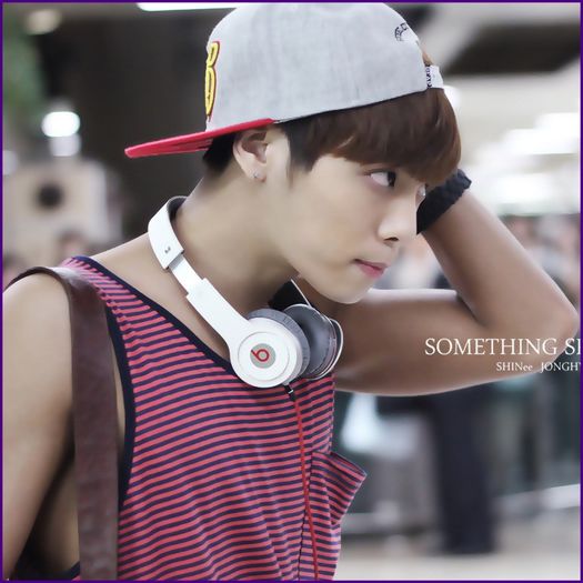 - Nu e draguta..E perfecta..;;) Si numai a mea..>:P :)) :x.