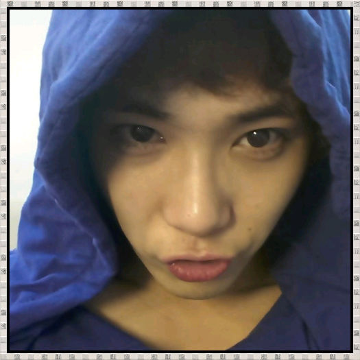 << ..M`am indragostit de.. semineu. :D.. :))=))