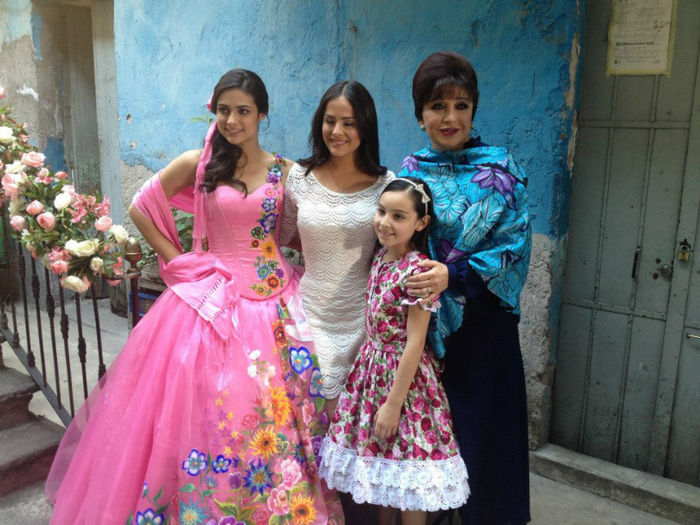 149323_303267256442380_185600174_n