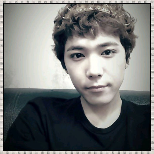 << ...Stiu senzatia Hya.. :-s ..Ce`ai patit mah? ..Glumeam. :| ..