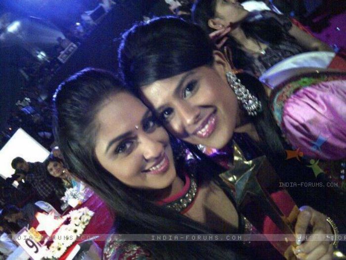 218816-krystle-dsouza-nia-sharma - Krystle DSouza