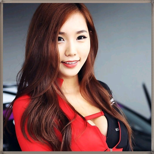 <~>.. :-? ..Nu cred ca JungAh s`ar supara.. nu cred.. :-s ..Atunci.. asteapta aici. Vin imediat.:)