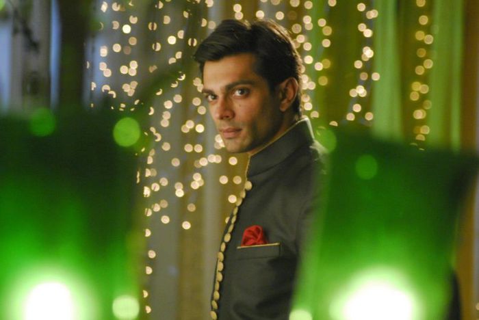 946768_556369147719829_1409075998_n - Karan Singh Grover