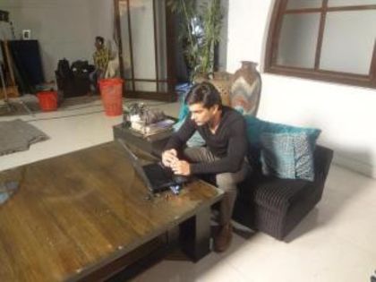 603628_555927221097355_1823700011_n - Karan Singh Grover