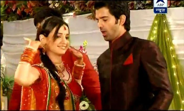 185182_359907947427190_1206651121_n