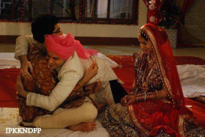 405865_458764104208240_932596927_n