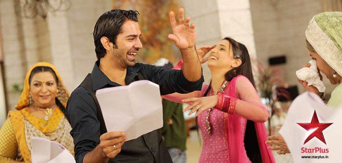 424289_345938258824159_1357702457_n