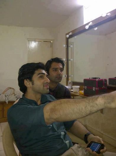 544863_451468681604449_1679604850_n