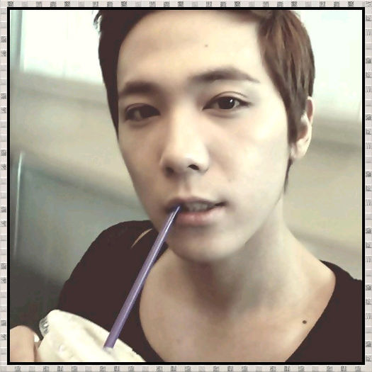 << ..[bea].. Si daca vreau sa o duc eu? /:) ..Va duc pe aman2 :> ..