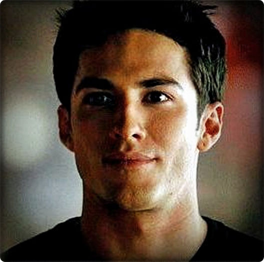 » tyler™; bnee= ]]]] [pleaka cu ea in #australia][[fac alb separat]]