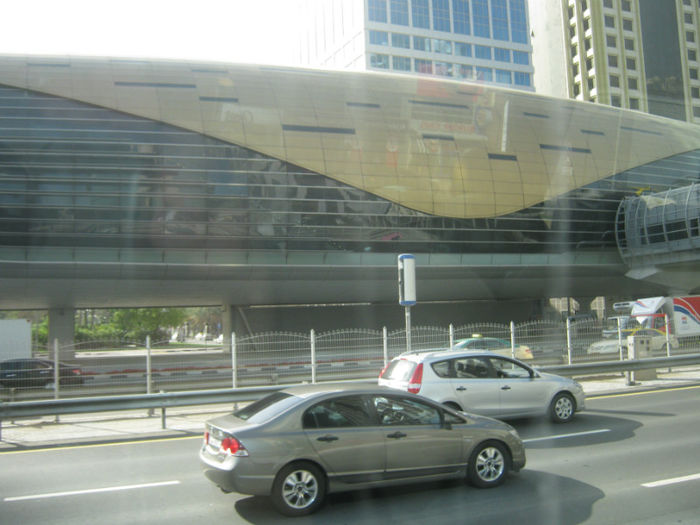 O statie de metrou - Dubai