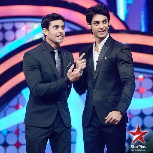 579870_10151376508352879_782341987_n - Karan Wahi