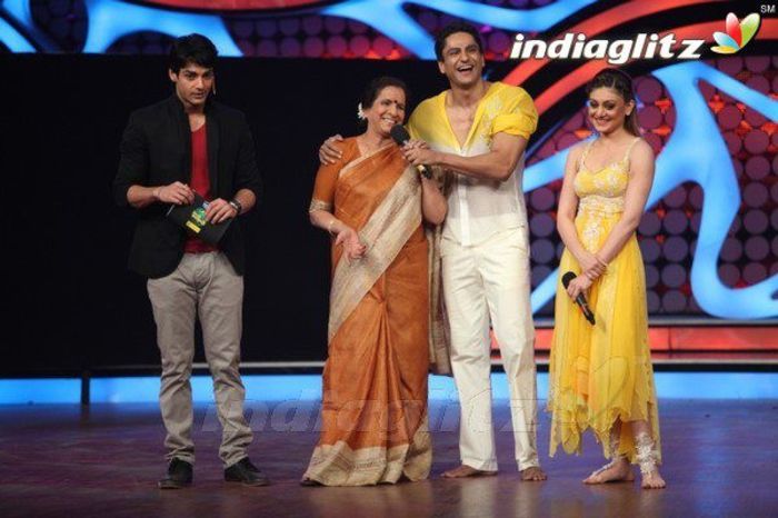 207251_10151321039987879_1590394104_n - Karan Wahi