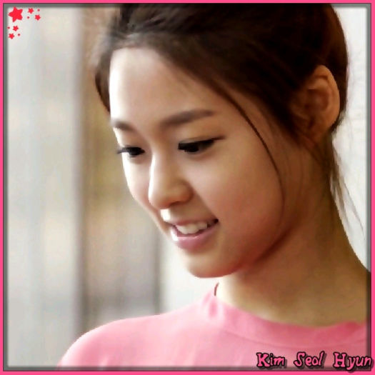|*| ..Nu am vazut`o.. :-?? ..Bine.. :)) ..~fuge langa el, se aseaza pe scara~ ..Bine? :o3.. - l - x - Episodul 44 - x - l