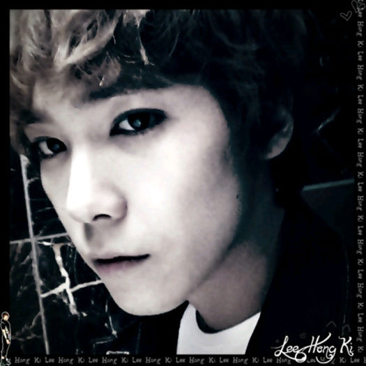 << ..Nu ai vazut? ..Nu ai fost pe terasa seara? ..Imposibil.. trebuie sa mergi.:))