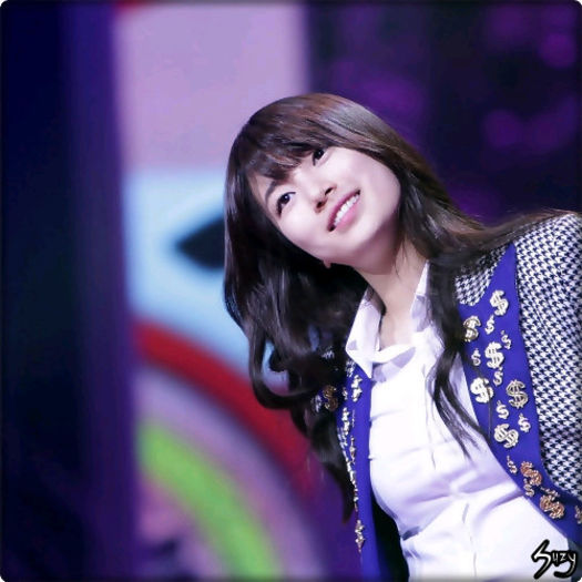 (*) ...[intra] ..Hellow! .. >:D< ...Nimanui.. -_-' .. - l - x - Episodul 45 - x - l
