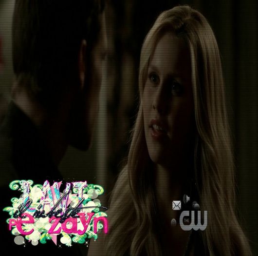 Care satanaaaaaaaa esti p`aaaaaici :o3 ? [ tipa ]