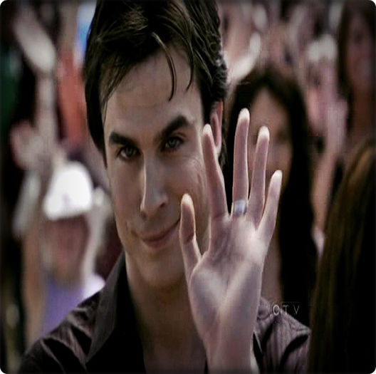 `; ] prima data ma duk la #elena shy dupa la #katherine..[kidding evident_doar ca o zice mai serios] - Episode - 08
