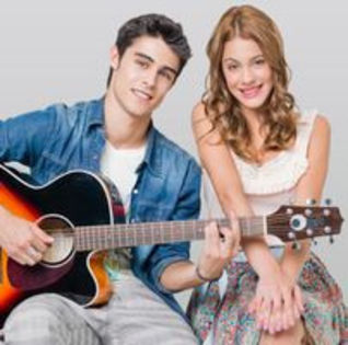 87019740_YONQQRW3 - poze cu violetta