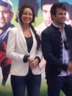 150709_441151779292460_1155505885_n - Rithvik Dahajan si Asha Negi poze noii