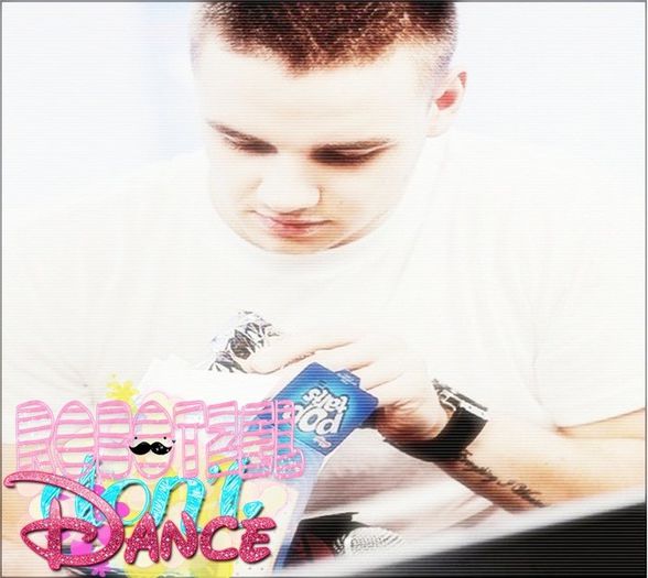 . ❥ .   Se da jos de pe canapea ;jjj SI iese pe afara clatinandu-se ;jjj - l x l Seasone OO1 - Episode O33