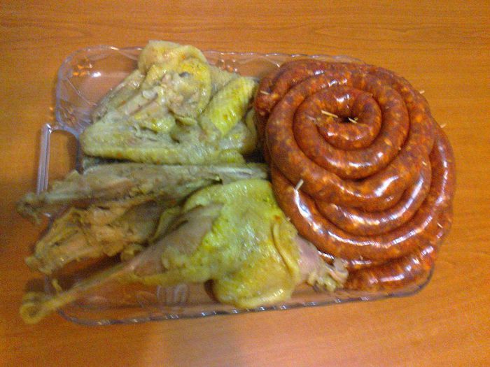 Carnaciori si carne de gaina - gratar