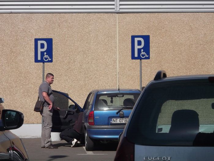 masina cu .....handicap !!! - RUSINICA DE BISTRITA