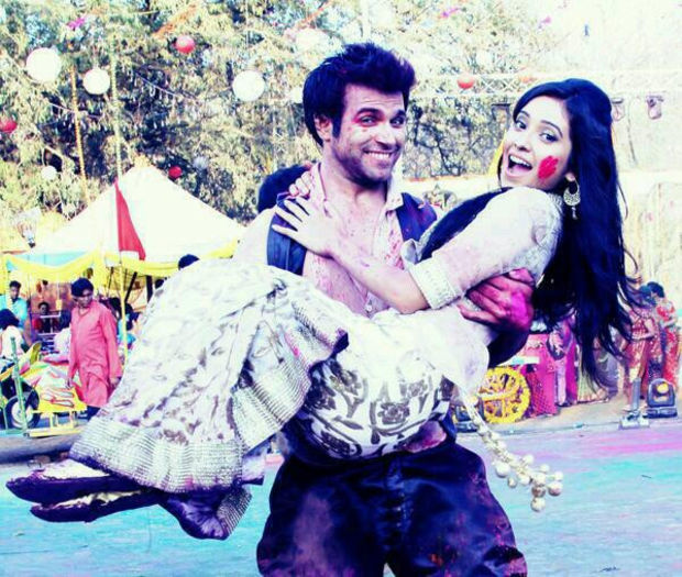 577545_503113263083129_1753665628_n - 2-Asha Negi si Rithvik Dahajan