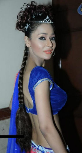 543313_525502137470526_1310830867_n - Sara Khan POZE NOI 2013