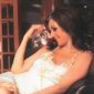 nora-salinas-137787l-thumbnail_gallery