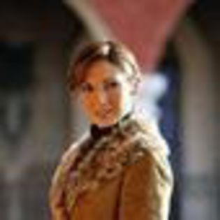 nora-salinas-491309l-thumbnail_gallery