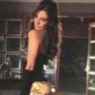 nora-salinas-699616l-thumbnail_gallery