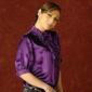 nora-salinas-706570l-thumbnail_gallery