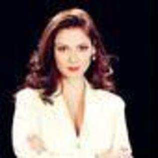 nora-salinas-810735l-thumbnail_gallery