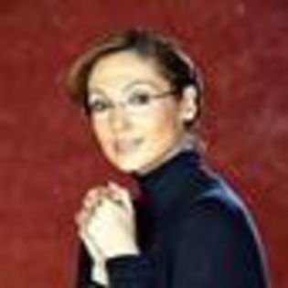 nora-salinas-991454l-thumbnail_gallery