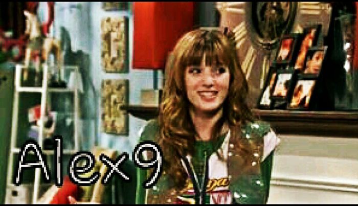 Oh nu e Rilley, ascunde-te! il duce la toaleta*:))