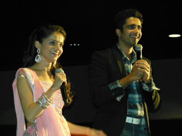 262967_409935785740055_1407639812_n