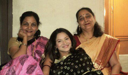 547378_386848504700060_1817639263_n