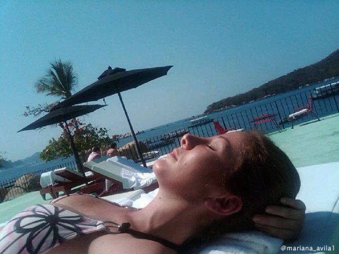 156100_146854375363466_3887421_n - Mariana Avila