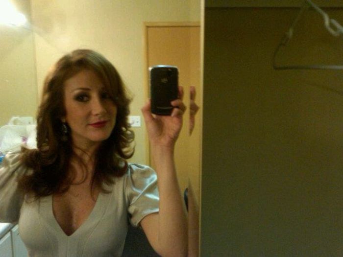 376085_276091905773045_1344934058_n - Mariana Avila