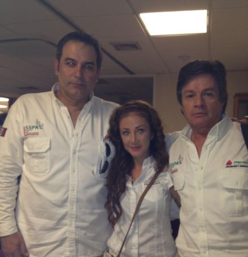 183414_422757044439863_269780941_n