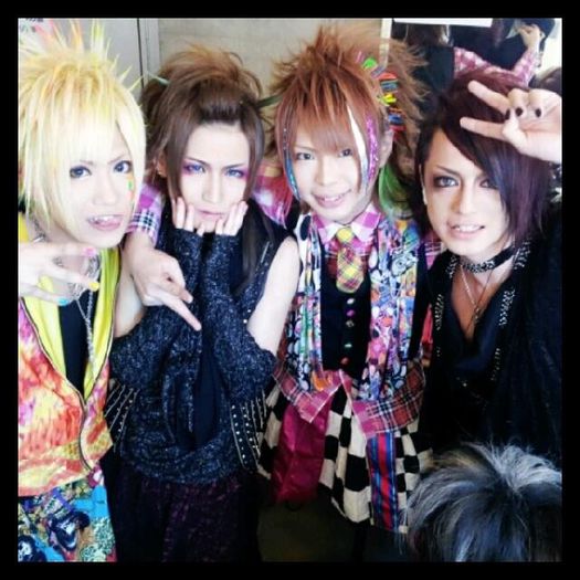 Shoya and Tatsuya with Takeshi and Kouichi (Kameleo) - Diaura X OZ X Moran X Kameleo