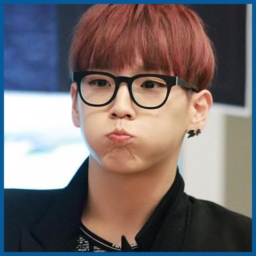 * Awsome.. :)) Ce faceti ?:) {se aseaza cu Minki pe canapea}. - l - x - Episodul 47 - x - l
