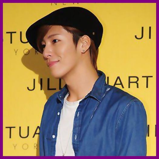 >> Nu o sa inteleg niciodata dragostea..:)) Byee..