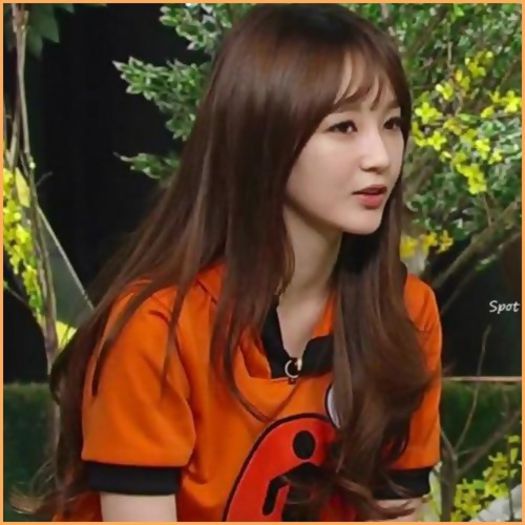 <# Okey .. paa .. Ren.. umm =se uita la ceas= ..