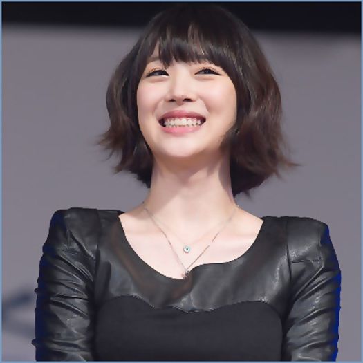 - Aishh..:)) Oppa,tu du-te la somnic..:o3 Vad ca esti somnorila..:).