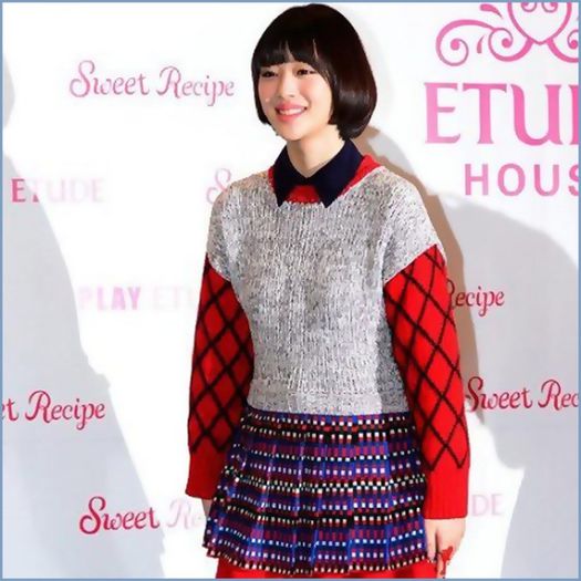 - Oke..:)[isi pune capul pe umarul lui] JungAh,cine mai era pe aici cand ai venit? :-?. - l - x - Episodul 47 - x - l