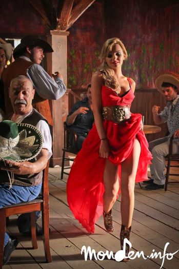 Filmari-Alexandra-Stan-get-back-ASAP-MondenInfo-14_tb628