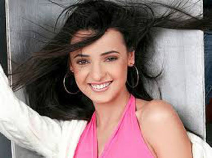 09 - Sanaya Irani