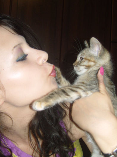 480467_413163025445110_1815060788_n